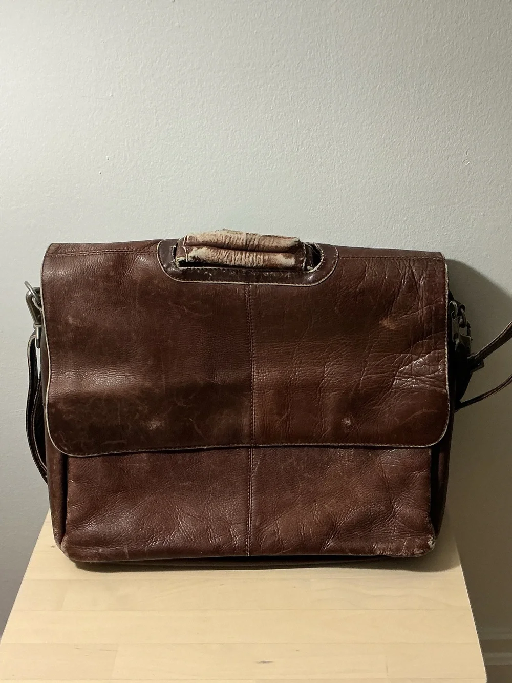 Vintage Lexus Promotional Brown Leather Briefcase / Messenger Bag.